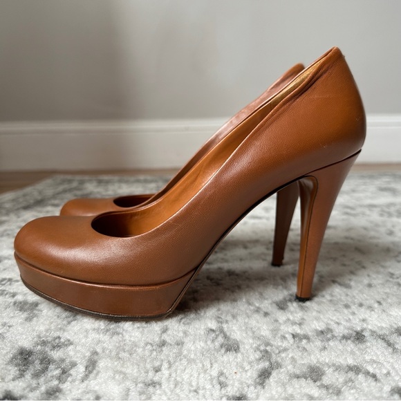 GUCCI LEATHER PLATFORM PUMPS in caramel-brown size 38 / 8 - Picture 1 of 12
